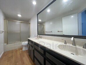 1719 Van Horne Ln in Redondo Beach, CA - Building Photo - Building Photo