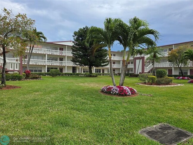 99 Fanshaw C in Boca Raton, FL - Foto de edificio - Building Photo