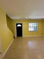 6667 Miller Dr, Unit 9843-303 in Miami, FL - Building Photo - Building Photo