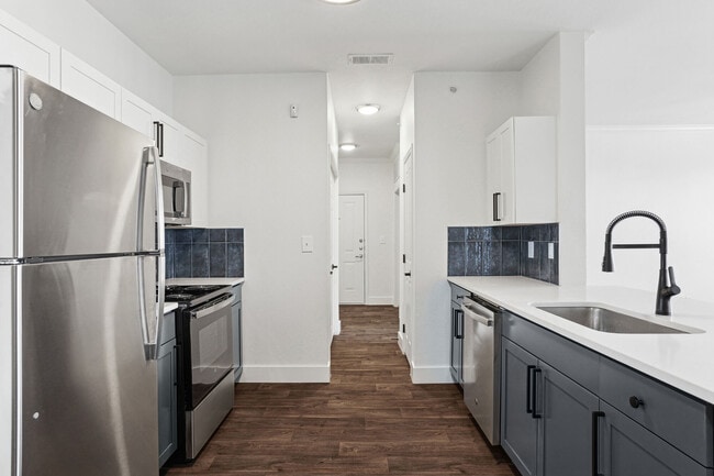 Lauren in Fort Worth, TX - Building Photo - Building Photo