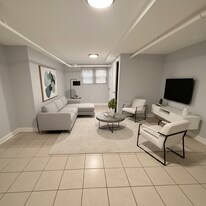 1745 W North Shore Ave, Unit Bsmt in Chicago, IL - Building Photo