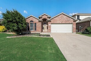 6416 Alexandra Meadows Dr in Fort Worth, TX - Building Photo