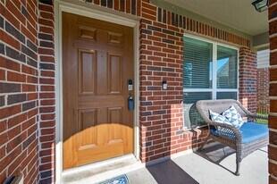 9931 Chimney Swift Ln in Conroe, TX - Building Photo