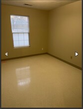 631 Donna Dr-Unit -631-3 in Rockford, IL - Building Photo - Building Photo