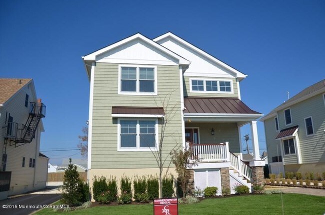 23 Parkway in Point Pleasant Beach, NJ - Building Photo - Building Photo