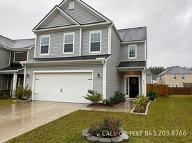 219 Lazy River Ln in Moncks Corner, SC - Building Photo