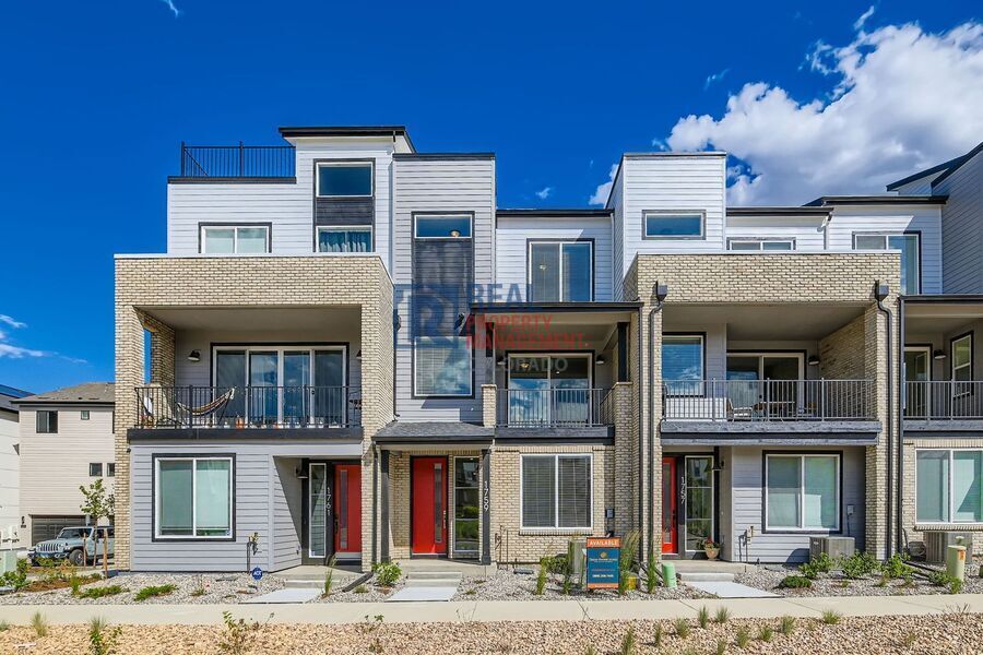 1759 Peak Lp in Broomfield, CO - Building Photo