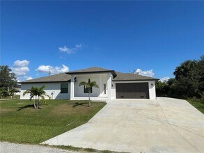 13219 Blytheville Ave in Port Charlotte, FL - Building Photo - Building Photo