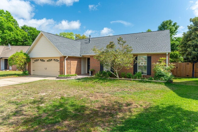 4522 Parkwood Ln in Niceville, FL - Building Photo - Building Photo