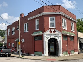 4302 Decoursey Ave in Latonia, KY - Foto de edificio - Building Photo