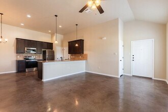 153 Joanne Lp in Buda, TX - Building Photo - Building Photo