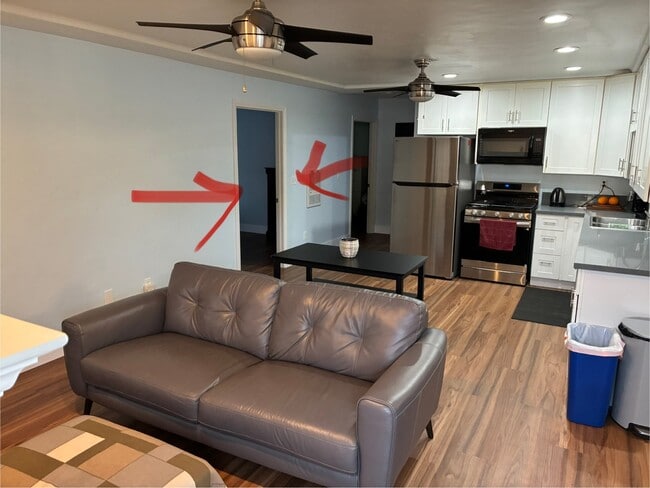 215 Willie James Jones Ave, Unit 103 in San Diego, CA - Foto de edificio - Building Photo