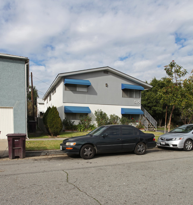 513-515 Irving Ave in Glendale, CA - Foto de edificio - Building Photo