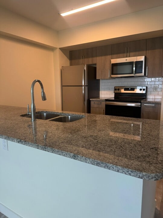 11220 SW 2nd St, Unit A2 in Miami, FL - Foto de edificio