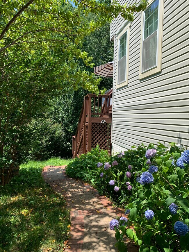 47625 Comer Sq Rentals in Sterling, VA