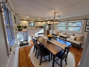 23 Garfield St in Exeter, NH - Building Photo - Building Photo