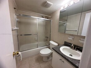 1850 W 56th St in Hialeah, FL - Building Photo - Building Photo