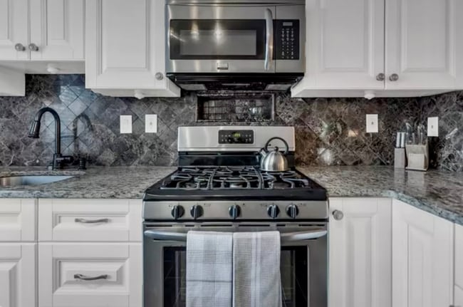 property at 908 Woodcliff Dr