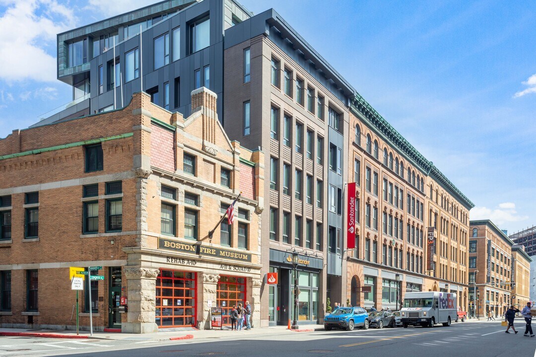 FP3 Lofts & Restaurants @ Fort Point in Boston, MA - Foto de edificio