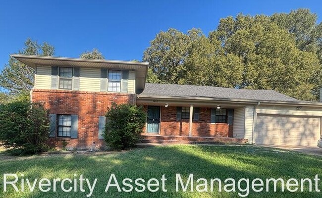 property at 4486 Priscilla Ave