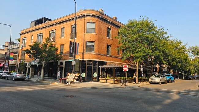 property at 3337 N Halsted St