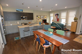 45 Burnett St in Boston, MA - Building Photo - Building Photo