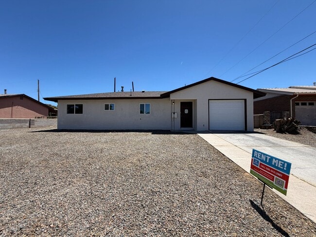 property at 1512 Clancy Dr NE