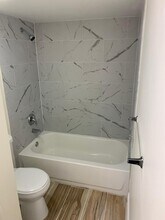 10765 Cleary Blvd, Unit 206 in Plantation, FL - Building Photo - Building Photo