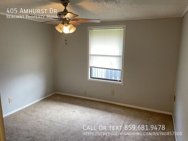 405 Amhurst Dr in Erlanger, KY - Building Photo - Building Photo