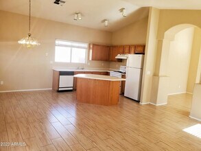 4739 E Desert Wind Dr. in Phoenix, AZ - Building Photo - Building Photo