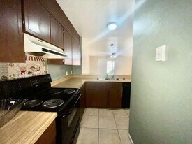 1 Deal Ave NW in Fort Walton Beach, FL - Building Photo