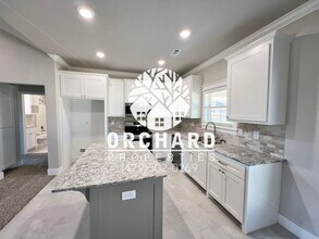 997 Fair Oaks St in Springdale, AR - Building Photo - Building Photo