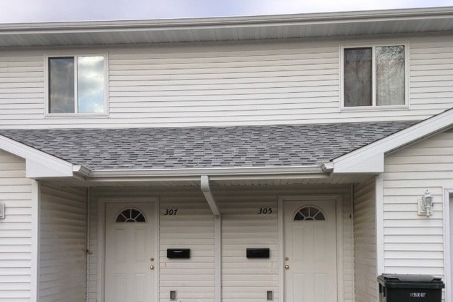 property at 307 W 21st St