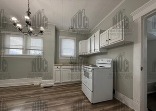 1236 1/2-1236 1/2 E Locust St in Lancaster, OH - Building Photo - Building Photo