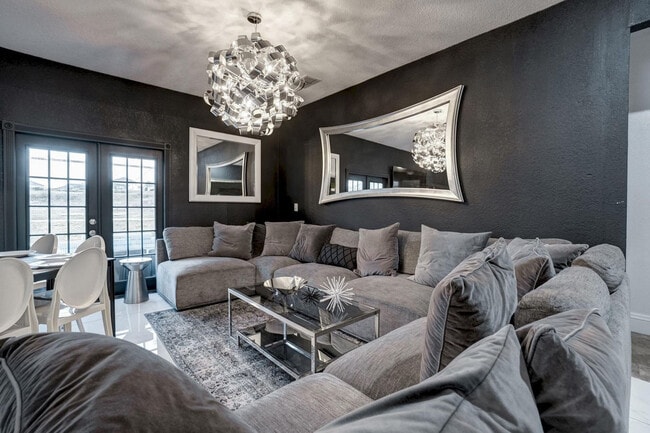 1145 Troon Cir, Unit SI FL2-ID1291326P