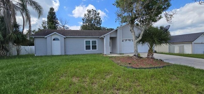 978 Humphrey Blvd in Deltona, FL - Building Photo - Building Photo