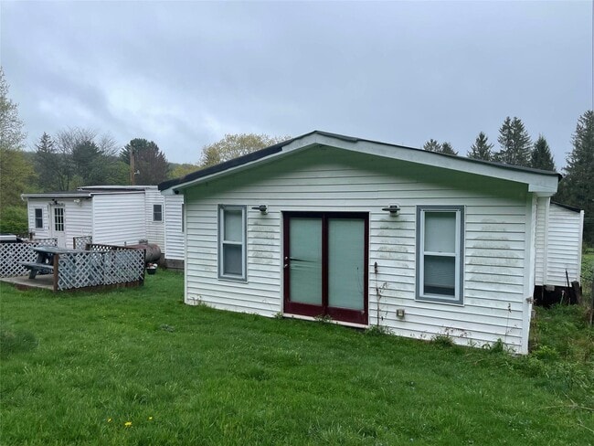 property at 1198 Dahlia Rd