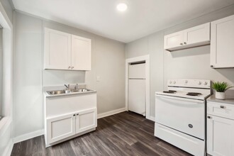 3204 Lyons Ave in Houston, TX - Building Photo - Building Photo