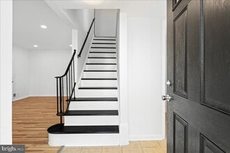 239 Nottoway St SE in Leesburg, VA - Building Photo - Building Photo