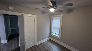 1109 Cedar St in South Bend, IN - Building Photo - Building Photo