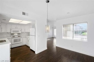 3749 Carlyle Dr in Las Vegas, NV - Building Photo - Building Photo