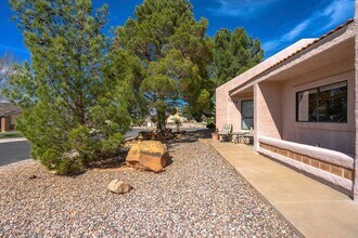 3049 Willow Dr in Saint George, UT - Building Photo - Building Photo
