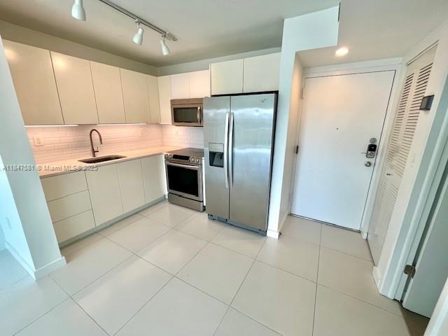 7125 Bonita Dr in Miami Beach, FL - Building Photo - Building Photo
