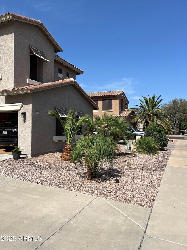 15040 W Post Dr in Surprise, AZ - Building Photo - Building Photo