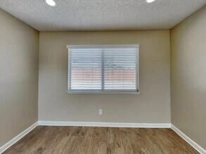 7401 Lime Ave in Fontana, CA - Building Photo - Building Photo