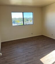 724 W 6th Ave in Escondido, CA - Building Photo - Building Photo