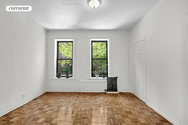 787 E 10th St in Brooklyn, NY - Building Photo - Building Photo