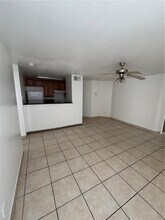 4720 Walden Cir in Orlando, FL - Building Photo - Building Photo