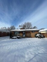 641 N Miami Ave in Ypsilanti, MI - Building Photo