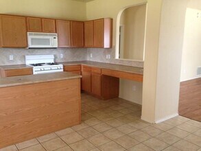 132 Dove Song Dr in Leander, TX - Building Photo - Building Photo